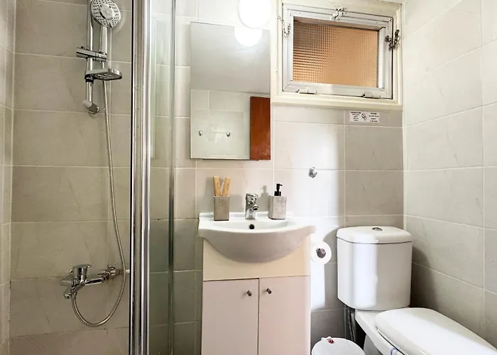 Seaside Makenzie- 50m To * Ларнака