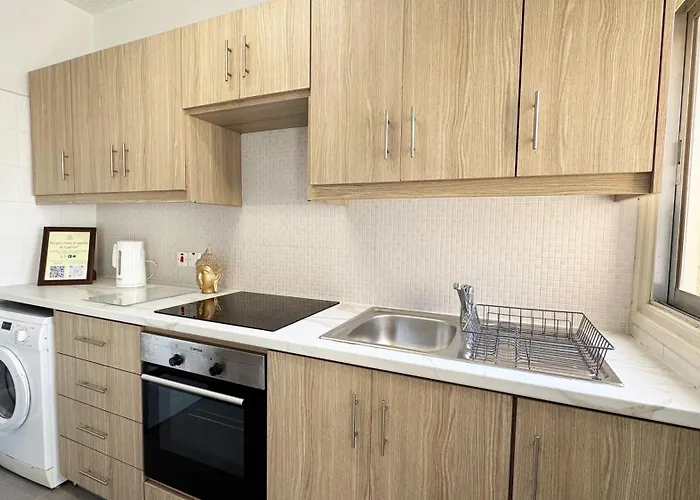 Seaside Makenzie- 50m To Апартаменты